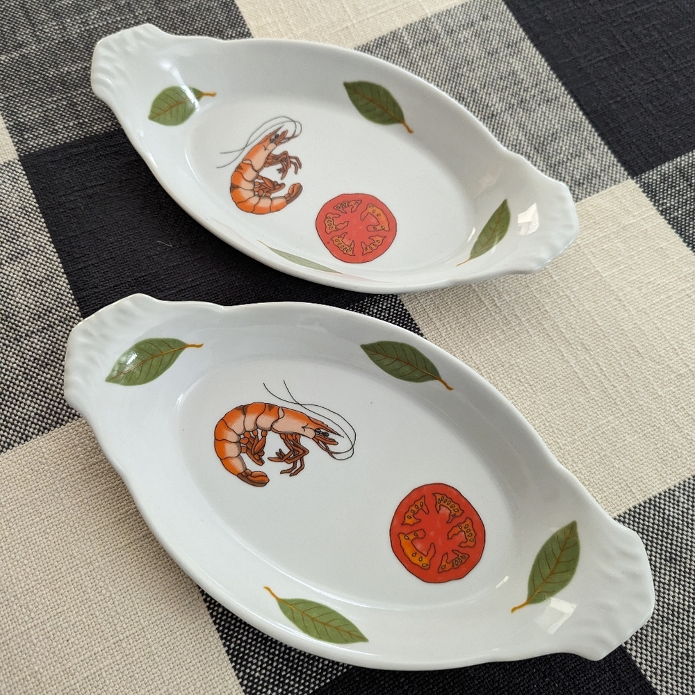 Vintage shellfish baking dishes set/2